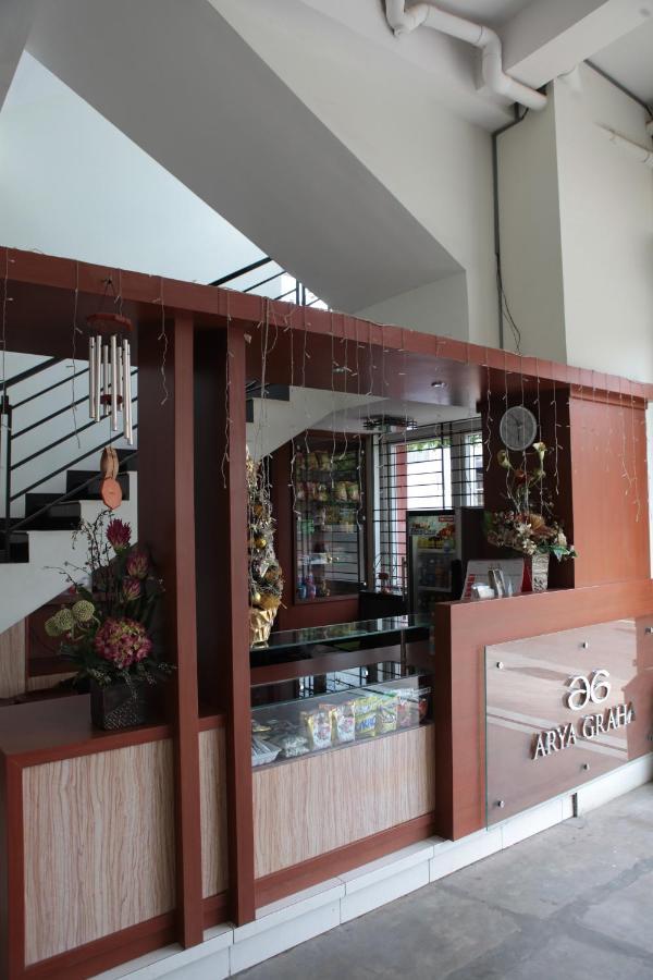 Arya Graha Semarang Hotel Buitenkant foto