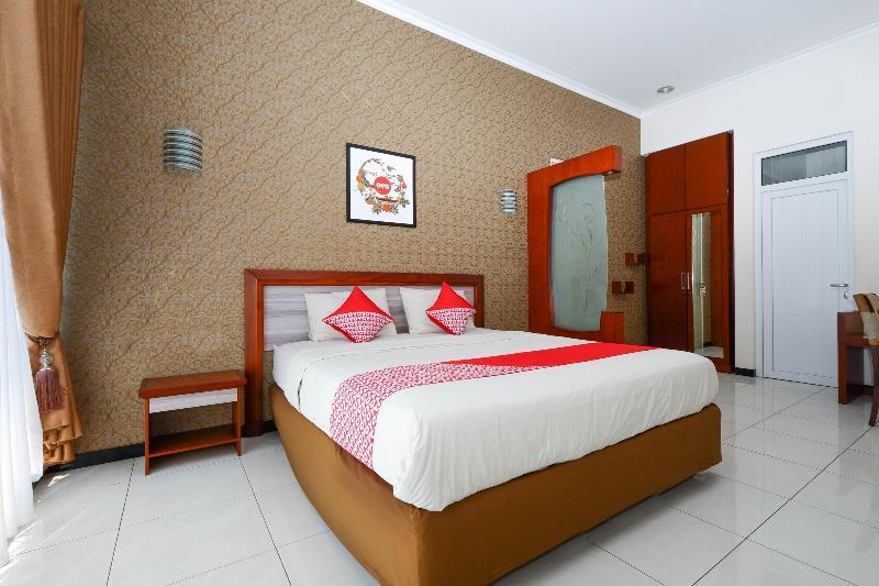 Arya Graha Semarang Hotel Buitenkant foto