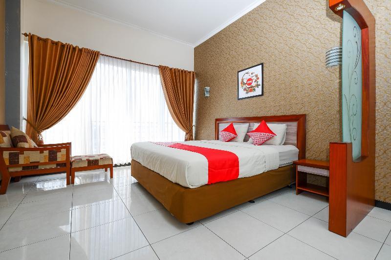 Arya Graha Semarang Hotel Buitenkant foto