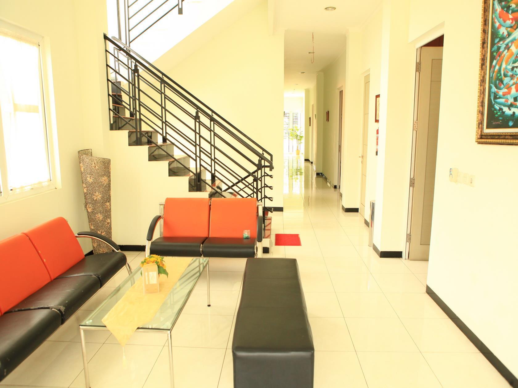 Arya Graha Semarang Hotel Buitenkant foto