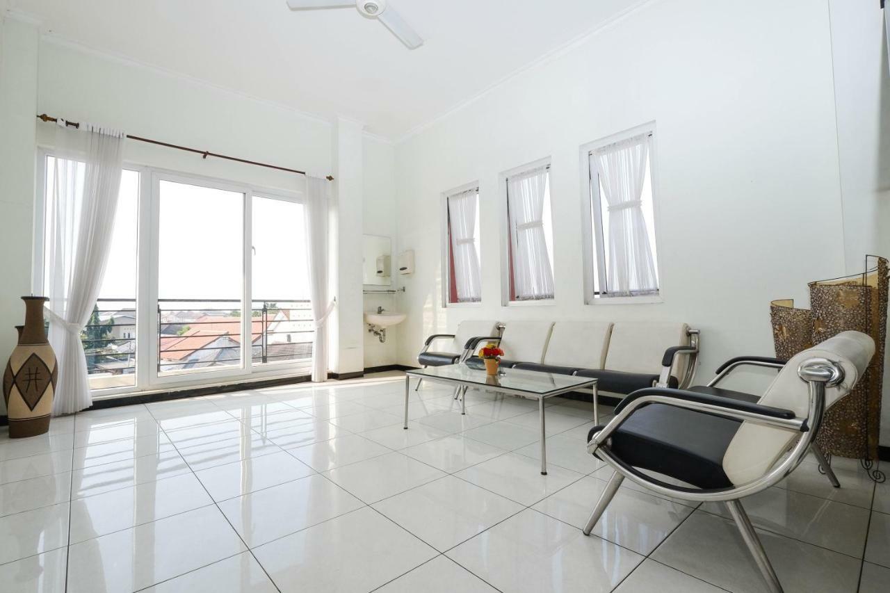Arya Graha Semarang Hotel Buitenkant foto