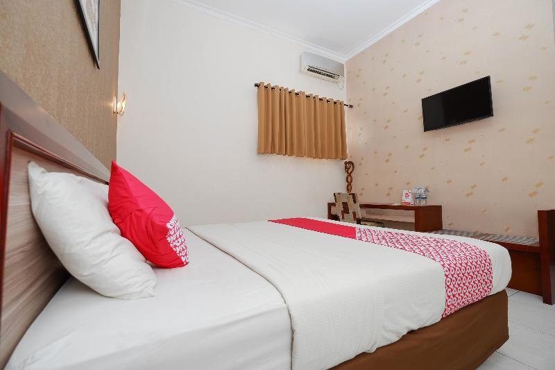 Arya Graha Semarang Hotel Buitenkant foto