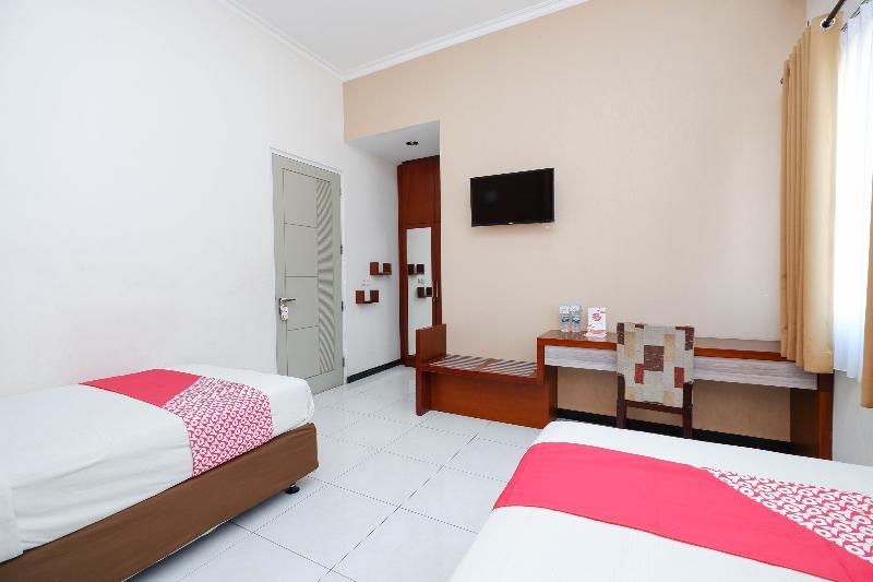 Arya Graha Semarang Hotel Buitenkant foto
